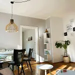 Charmante 2-zi-altbau-wohnung - 5 Min Zum Dom Lejlighed