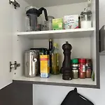 Charmante 2-zi-altbau-wohnung - 5 Min Zum Dom *