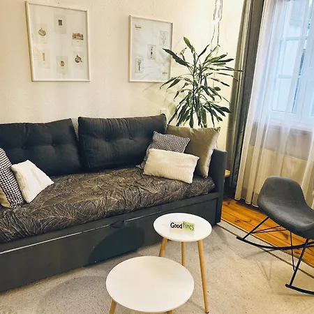 Charmante 2-zi-altbau-wohnung - 5 Min Zum Dom Lejlighed