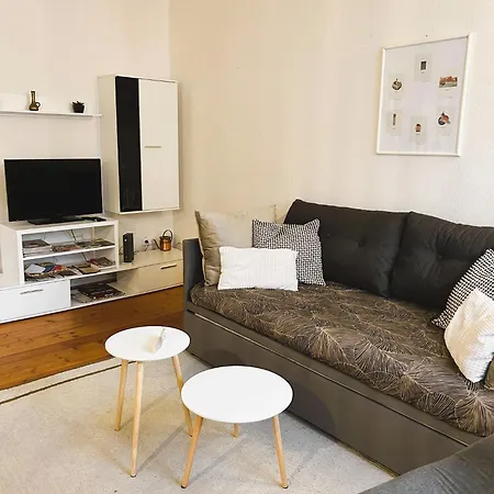 Charmante 2-zi-altbau-wohnung - 5 Min Zum Dom Lejlighed